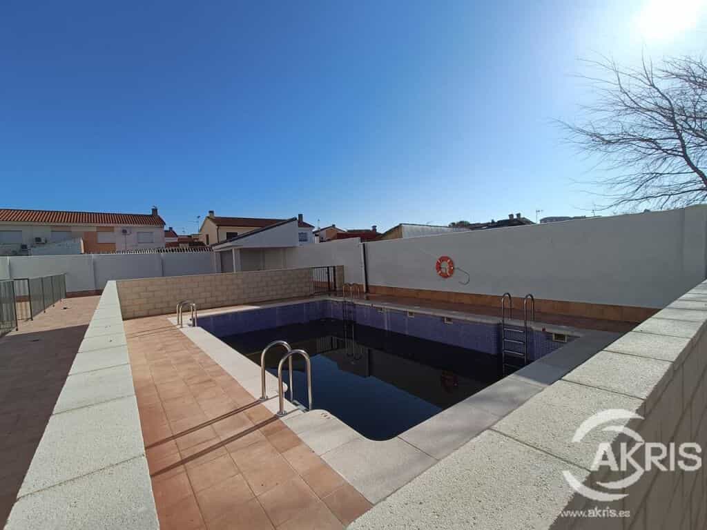 Condominium in , Castilla-La Mancha 11519419