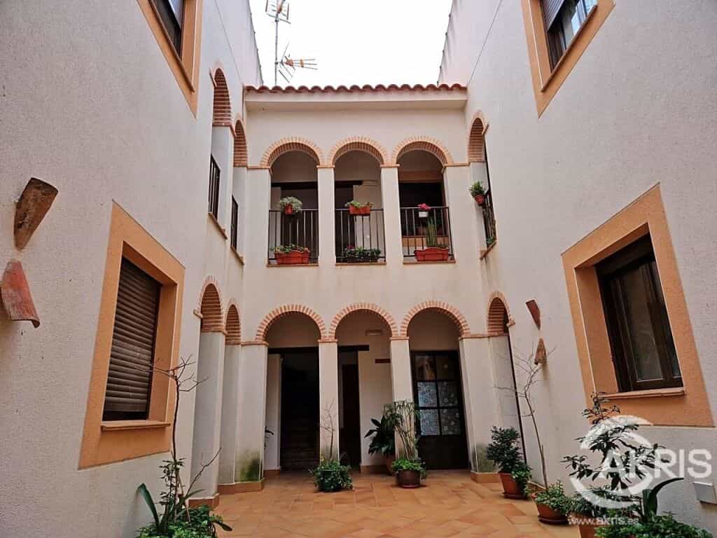 Condominium in Guadamur, Castilië-La Mancha 11519425