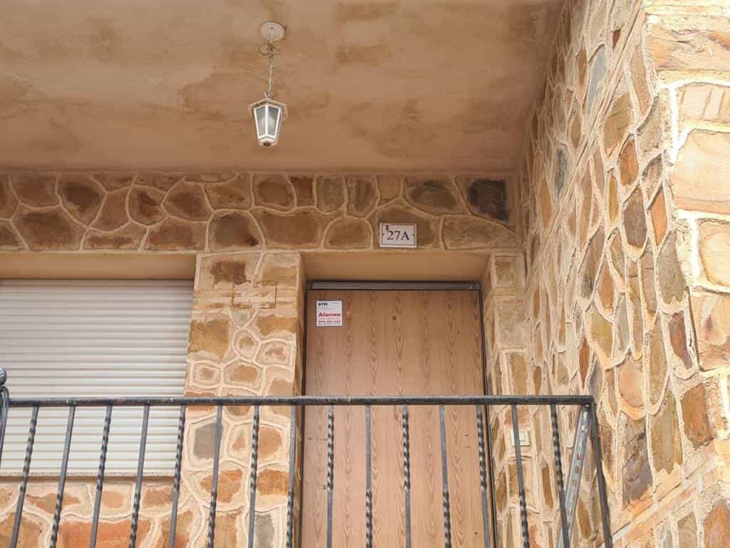σπίτι σε Pulgar, Castille-La Mancha 11519427
