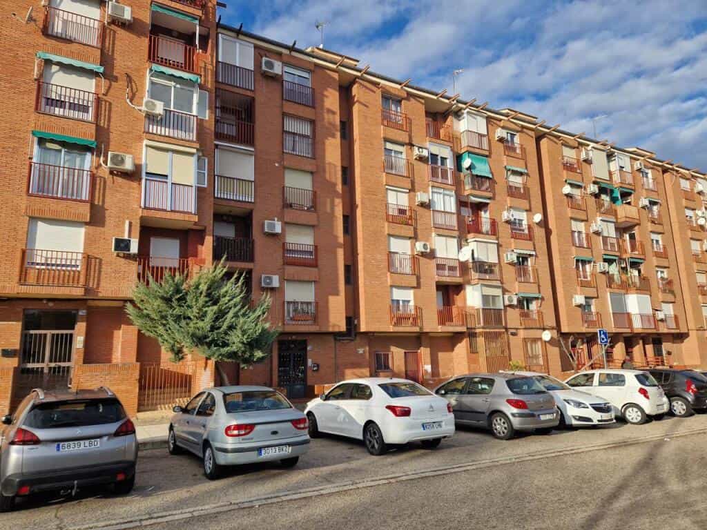 Condominium dans Toledo, Castilla-La Mancha 11519446