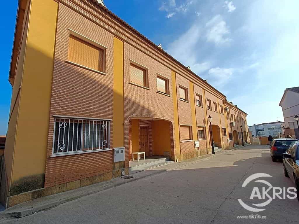 House in Escalona, Castille-La Mancha 11519455