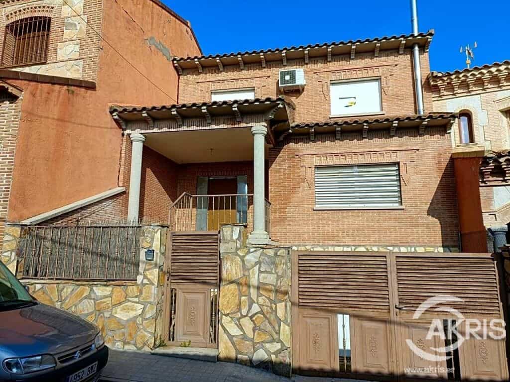 House in Almorox, Castille-La Mancha 11519461