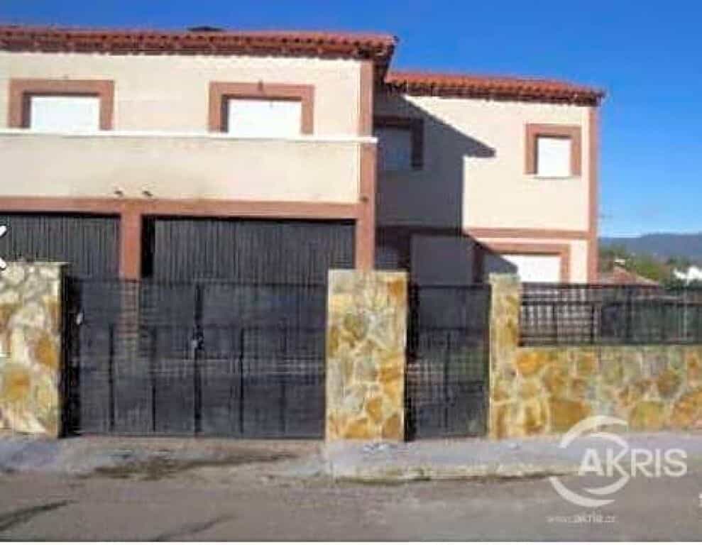 House in Escalona, Castille-La Mancha 11519463