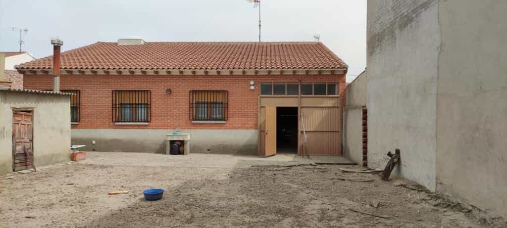 House in Fuensalida, Castilla-La Mancha 11519464