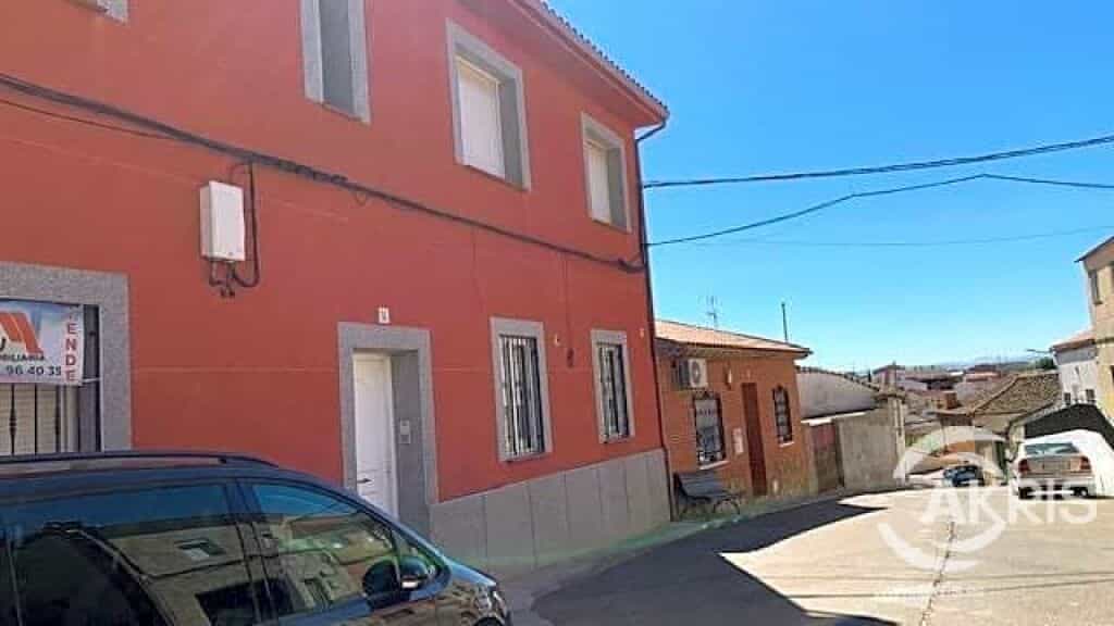 Condominium in Cebolla, Castilië-La Mancha 11519468