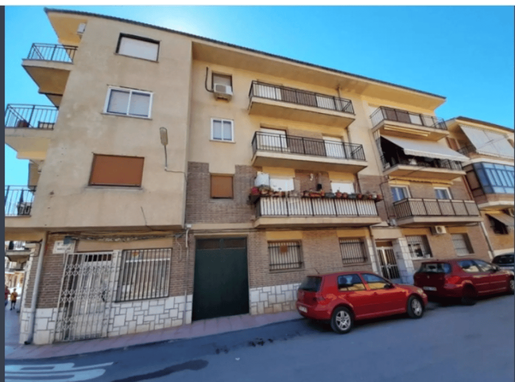 Condominium in Corral de Almaguer, Castille-La Mancha 11519501