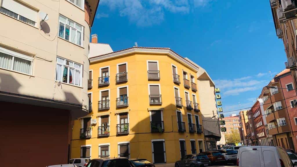 Condominium in Talavera de la Reina, Castille-La Mancha 11519515
