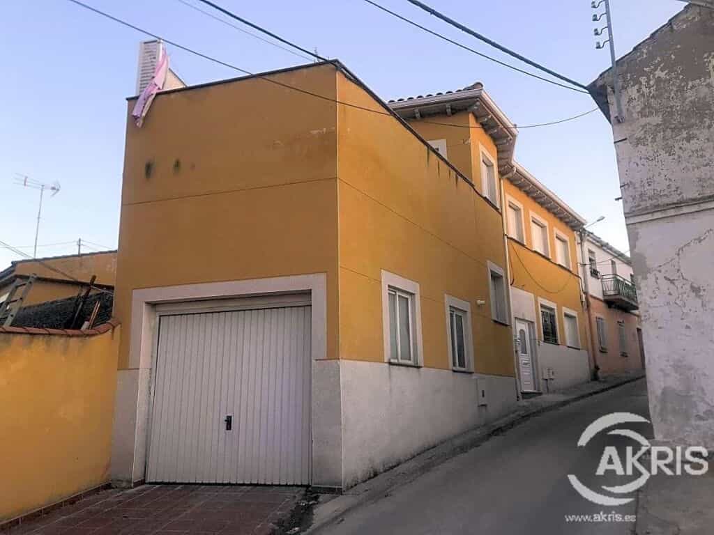 House in Sesena, Castille-La Mancha 11519539