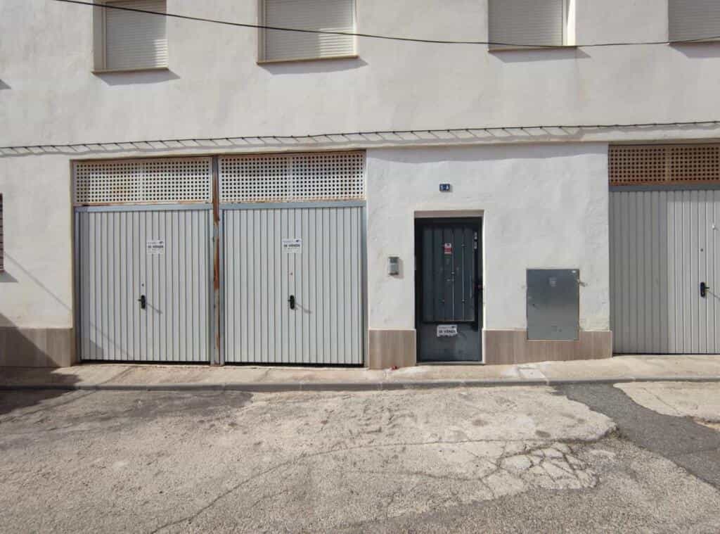 Condominium in Villatobas, Castille-La Mancha 11519595