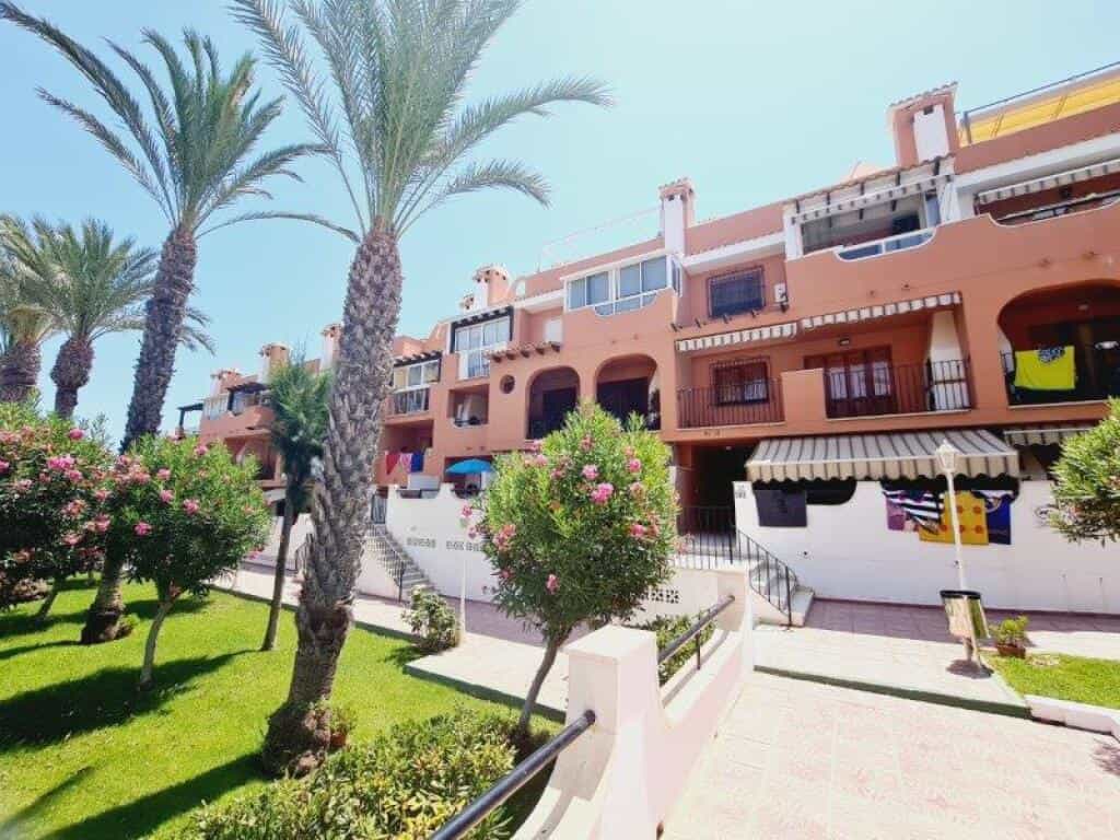 公寓 在 Torrevieja, Comunidad Valenciana 11519764