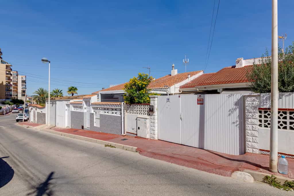 House in Torrevieja, Comunidad Valenciana 11519775