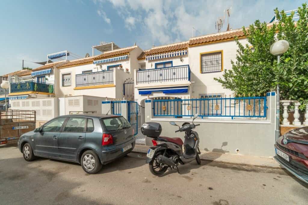House in Torrevieja, Comunidad Valenciana 11519841