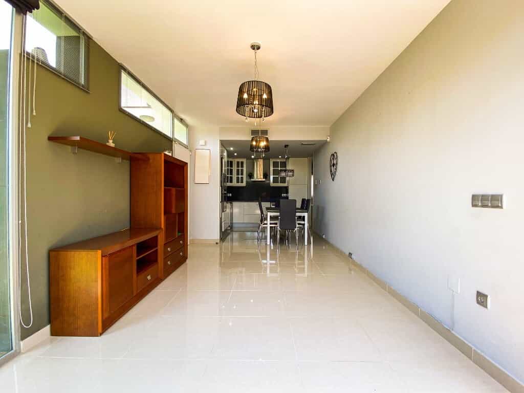 Condominium in Orihuela, Comunidad Valenciana 11520604