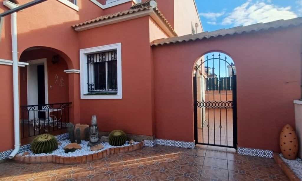 Rumah di Los Montesinos, Comunidad Valenciana 11520873