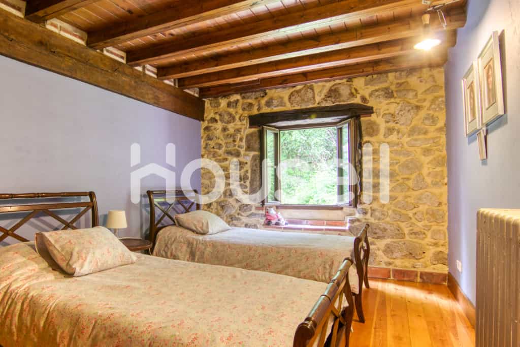 Rumah di Hermosa, Cantabria 11521038
