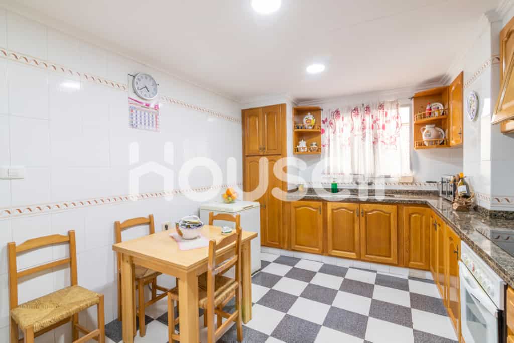 Condominium in Alzira, Comunidad Valenciana 11521173