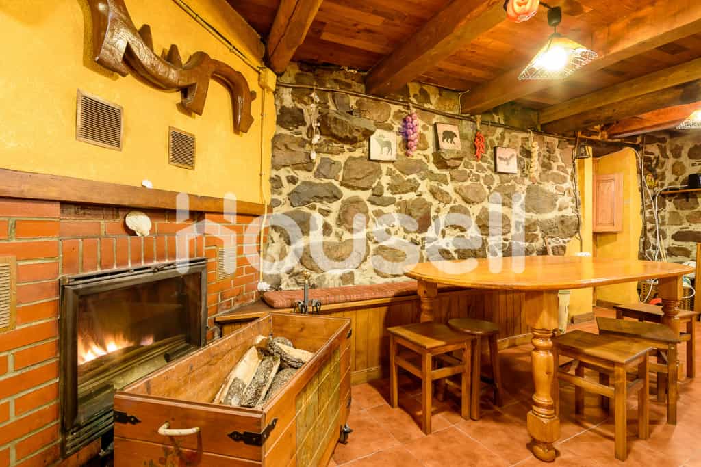 Dom w Santianes, Principado de Asturias 11521251