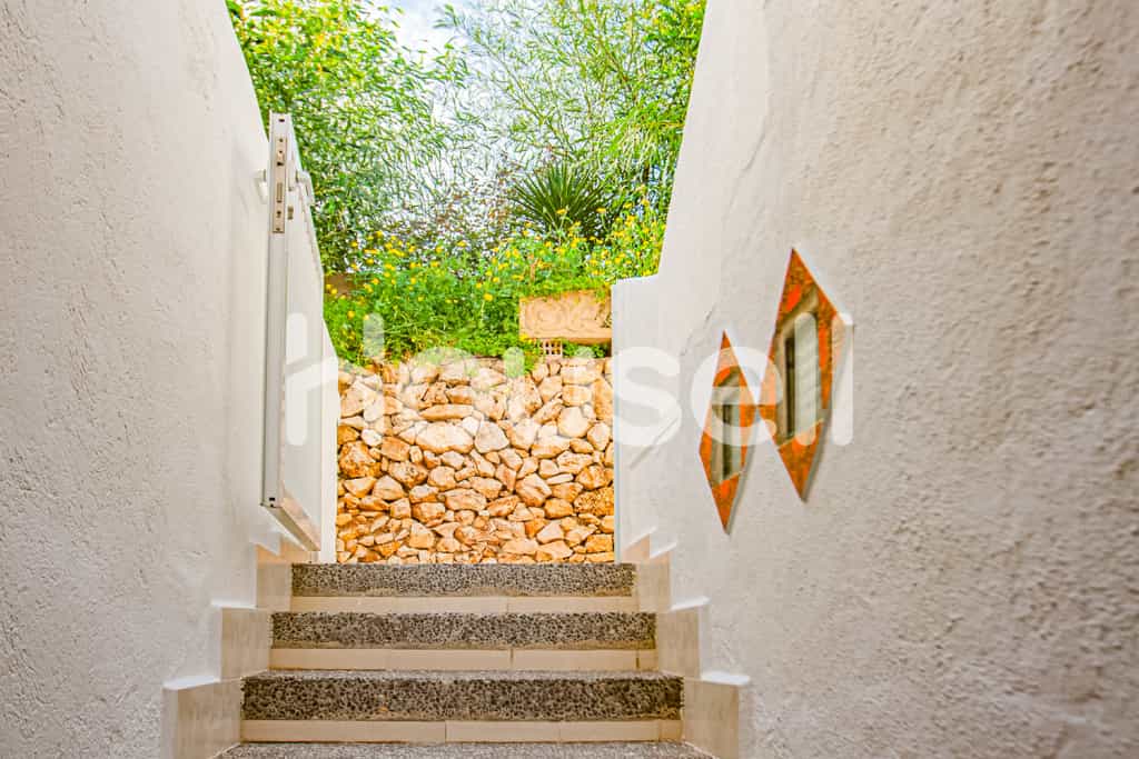 House in Cales de Mallorca, Illes Balears 11521270