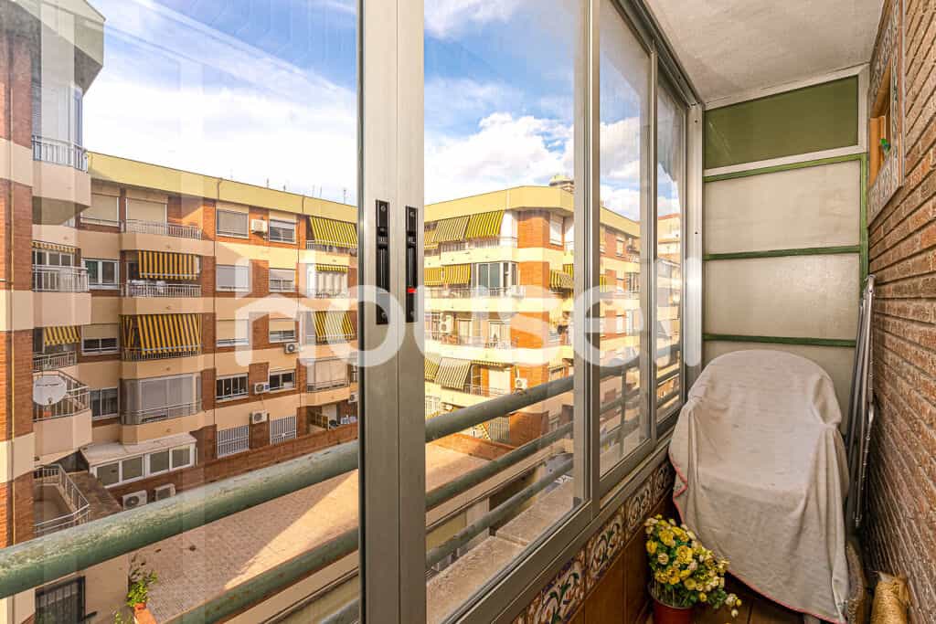 Condominium in Alicante (Alacant), Comunidad Valenciana 11521345