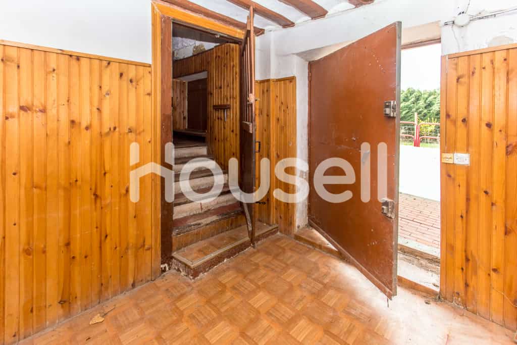 Будинок в Hornos de Moncalvillo, La Rioja 11521408