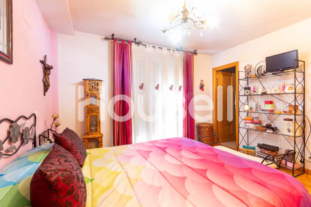 House in Parla, Madrid 11521429