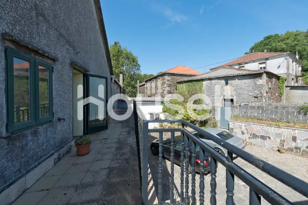 Hus i Loureiro, Galicia 11521521