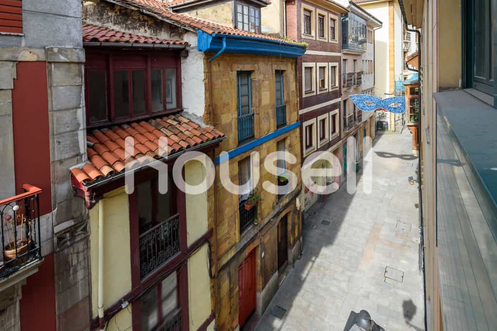 Hus i Oviedo, Asturien 11521555
