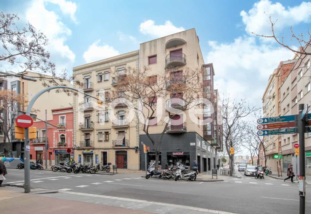 Condominium in Barcelona, Catalunya 11521623