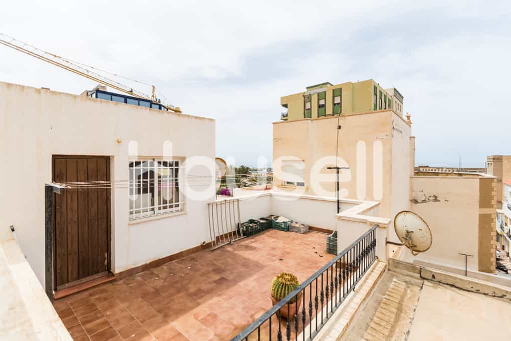 Condominium in Adra, Andalucía 11521670