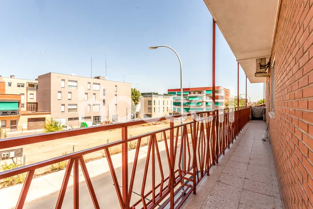 公寓 在 埃纳雷斯河畔圣费尔南多, 马德里 11521876