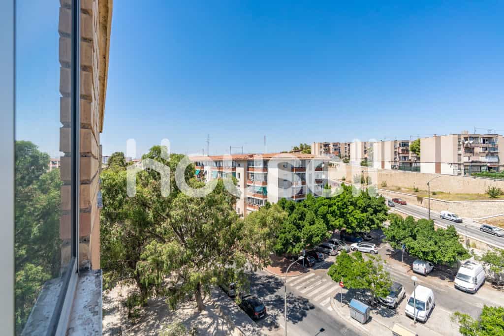 Condominium in Alicante (Alacant), Comunidad Valenciana 11521905