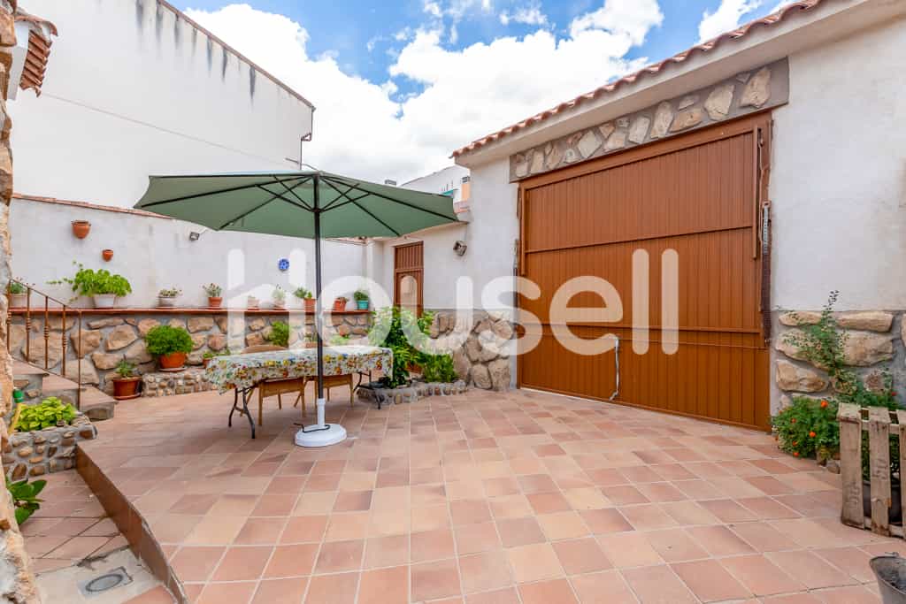 House in Recas, Castilla-La Mancha 11522180