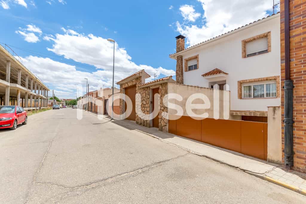 σπίτι σε Recas, Castilla-La Mancha 11522180