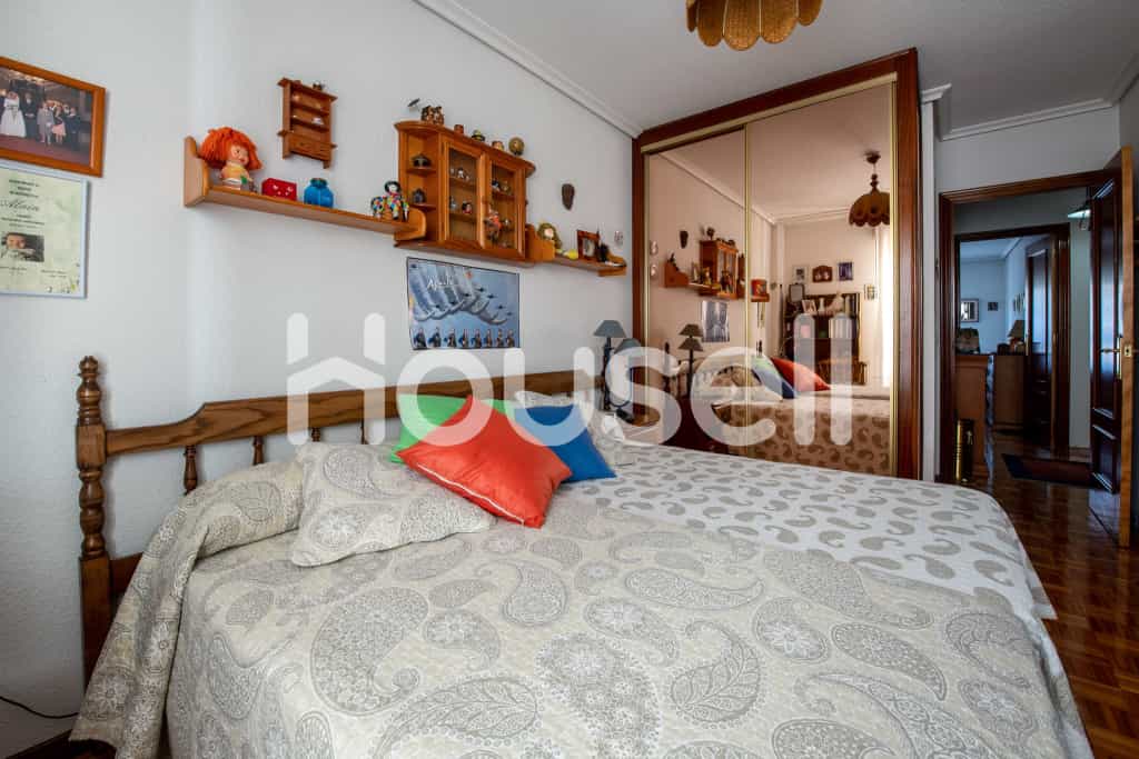 Condominium in Santander, Cantabria 11522203