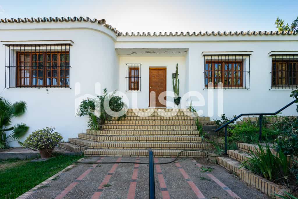 House in Alcalá de Guadaíra, Andalucía 11522217