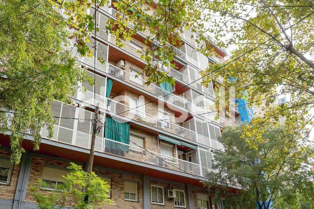 Condominium in Barcelona, Catalunya 11522220