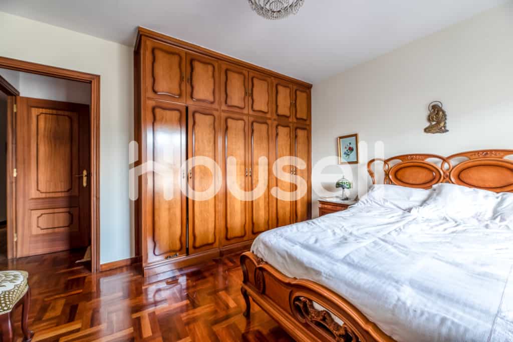 Condominium in Lugo, Galicia 11522353