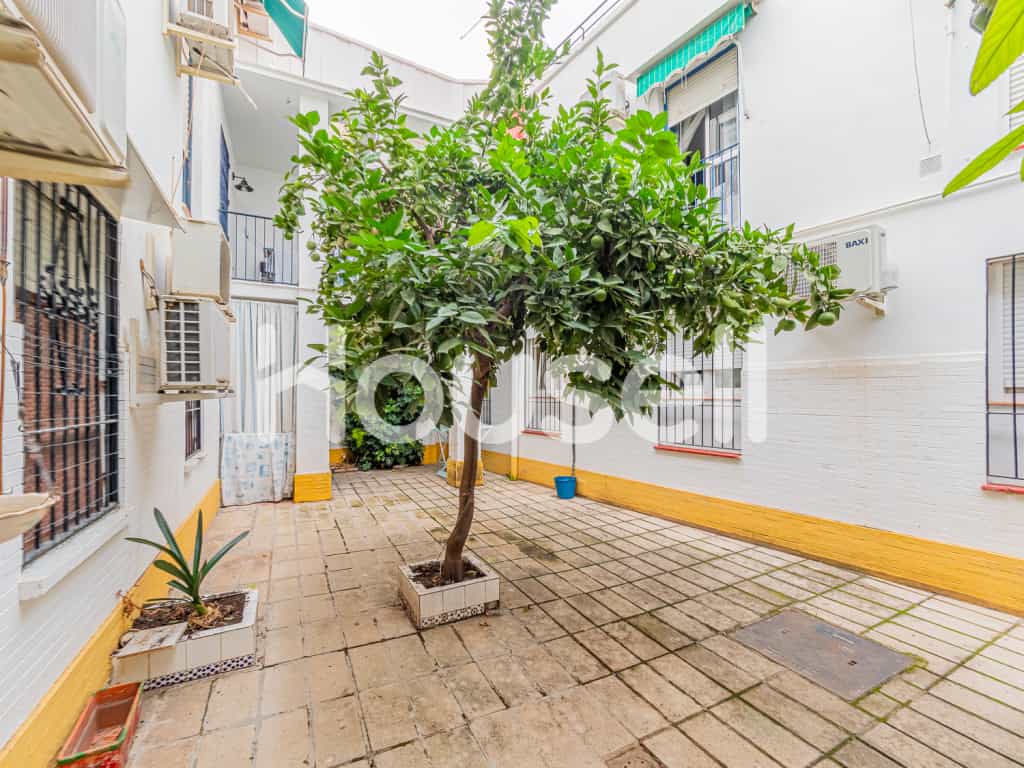 Condominium in Sevilla, Andalusië 11522494