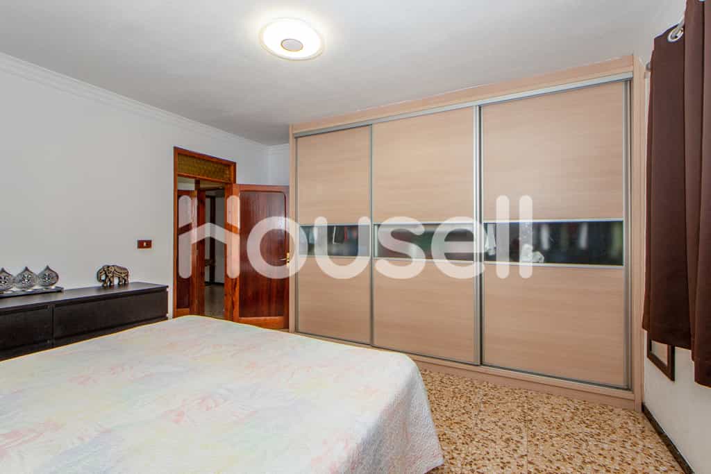 Condominium in Vecindario, Canarias 11522588