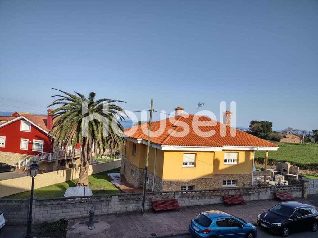Condominium dans Luanco, Asturies 11522615