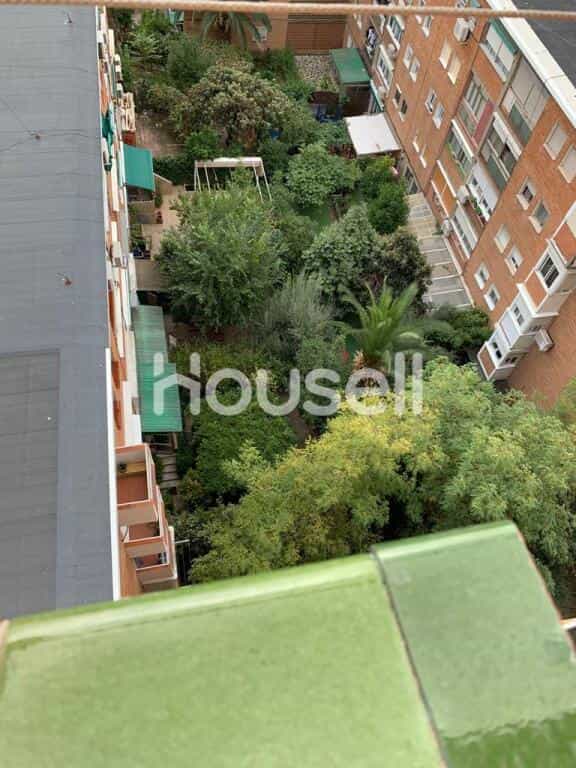 Condominium in Madrid, Comunidad de Madrid 11522616