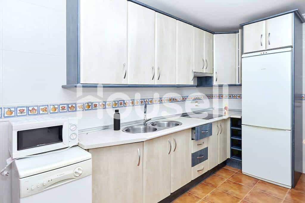 Condominium in Linares, Andalucía 11522690