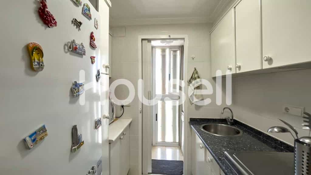 Condominium in Benidorm, Comunidad Valenciana 11522708