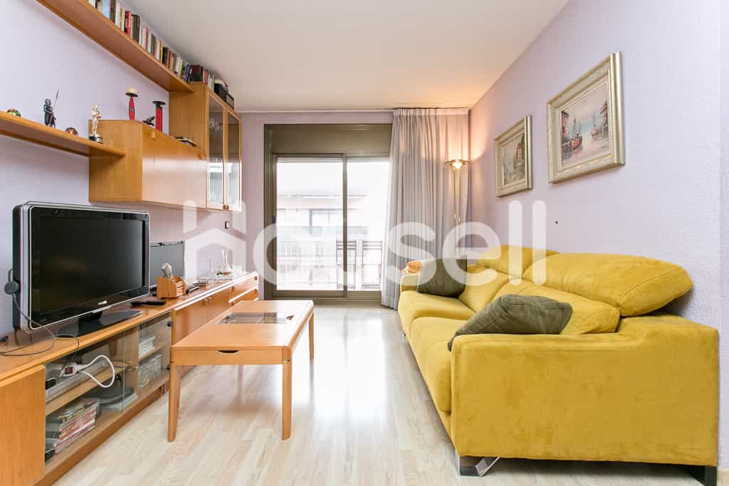 Condominium in Santa Maria de Barbara, Catalonië 11522724