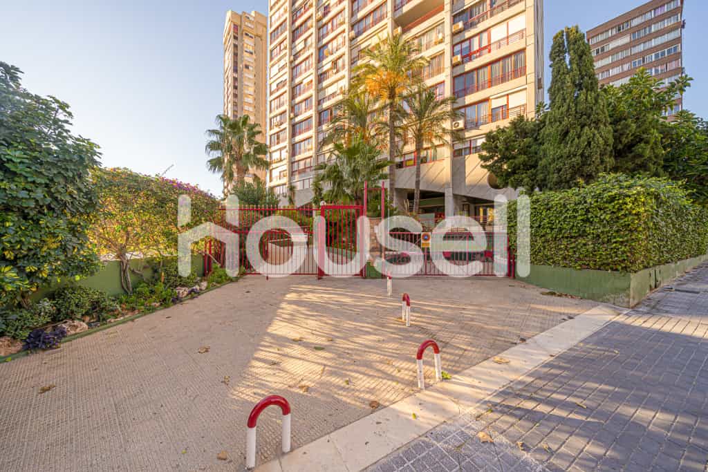 Condominium in Benidorm, Comunidad Valenciana 11522737