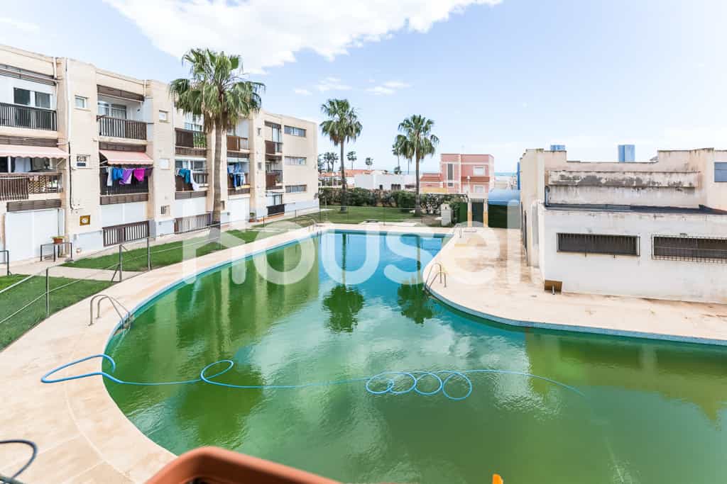 Condominium in Almería, Andalucía 11522951
