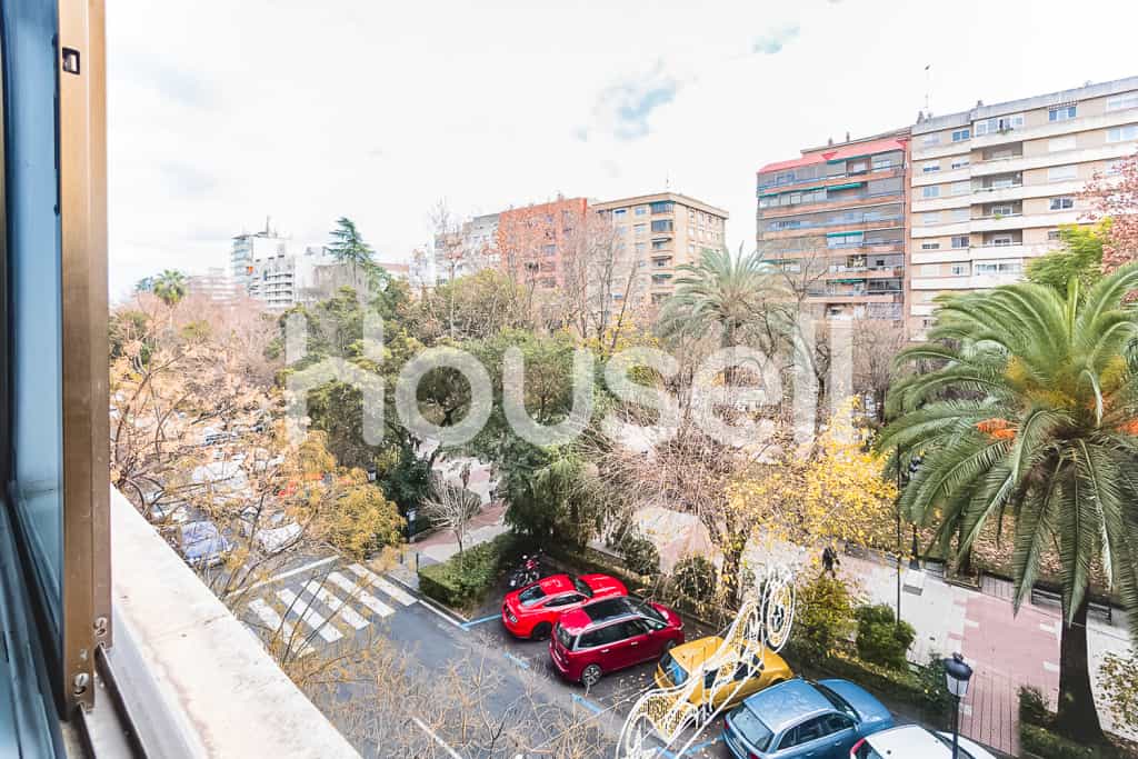 Condominium in Cáceres, Extremadura 11522980