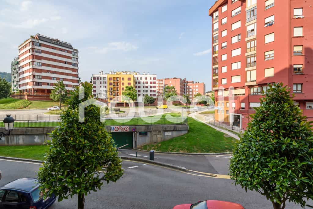 Condominium in Oviedo, Principado de Asturias 11523006