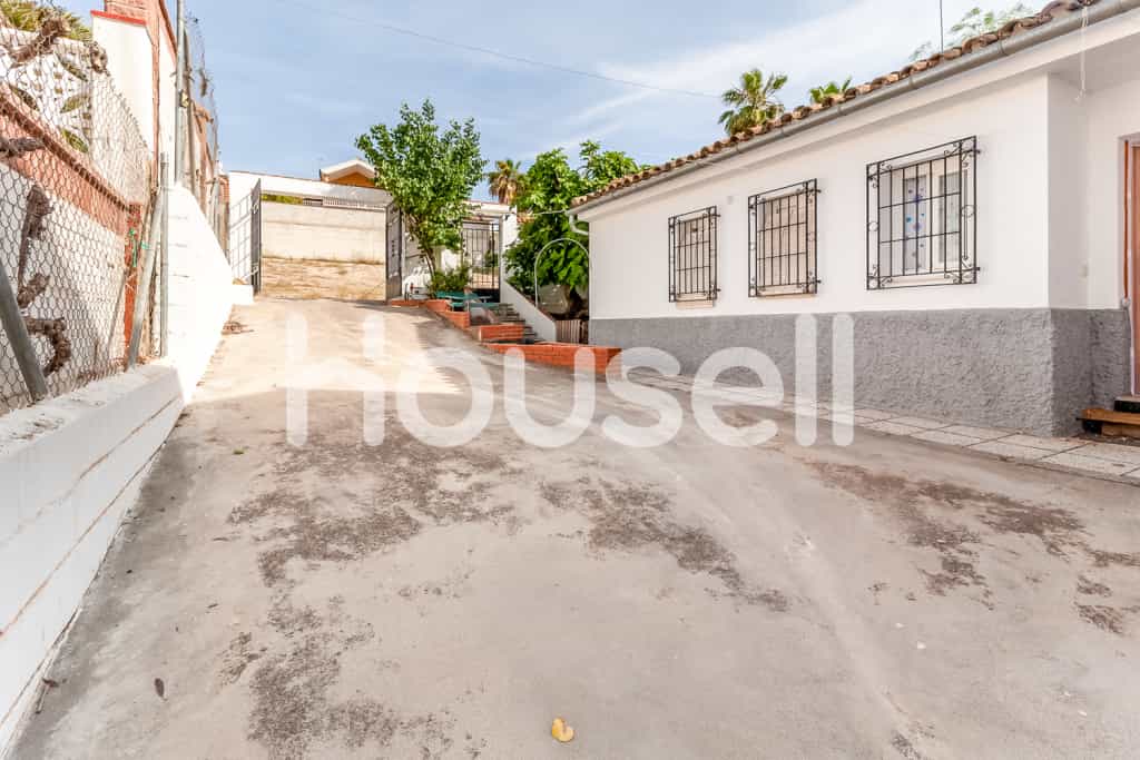 жилой дом в Puente Genil, Andalucía 11523048