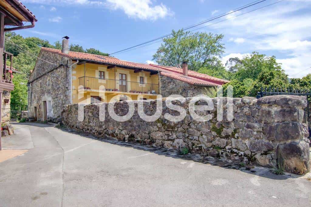 House in Lloreda, Cantabria 11523071